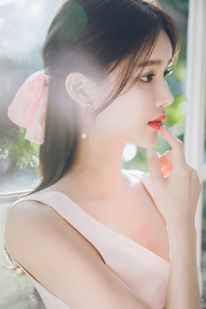 昨晚跟同事去了龙华区水疗,会所里面真是让我大开眼